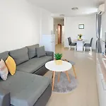 Ivano Apartament Makarska
